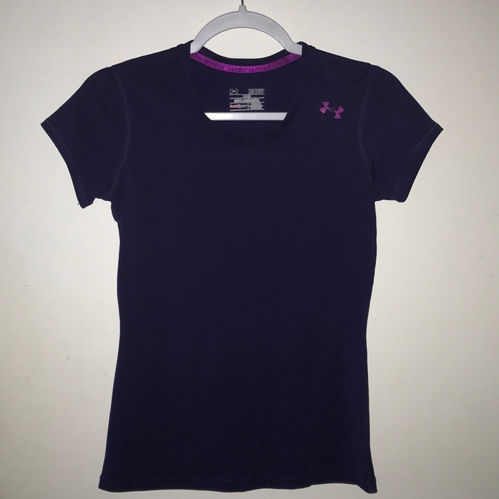 XS Dry-Fitted Under Armour Top. Great Condition!